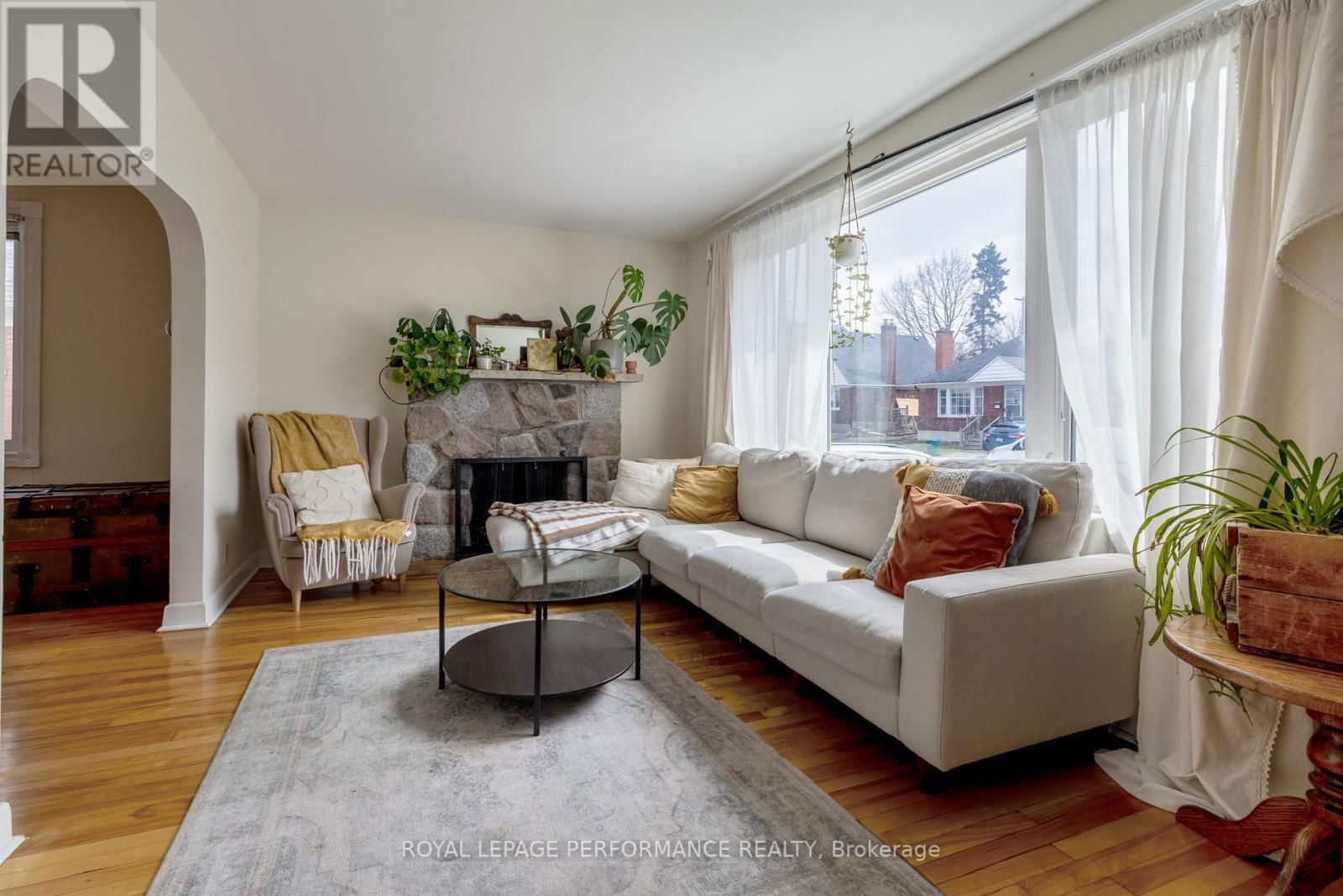 45 MCNAUGHTON AVENUE Image 3