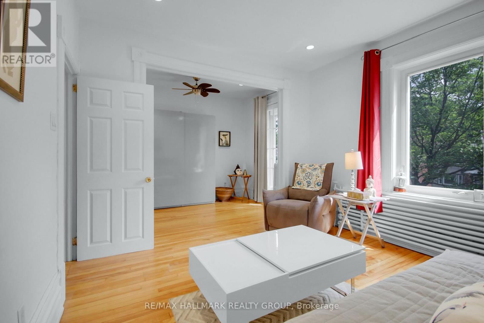 C - 50 SWEETLAND AVENUE Image 21
