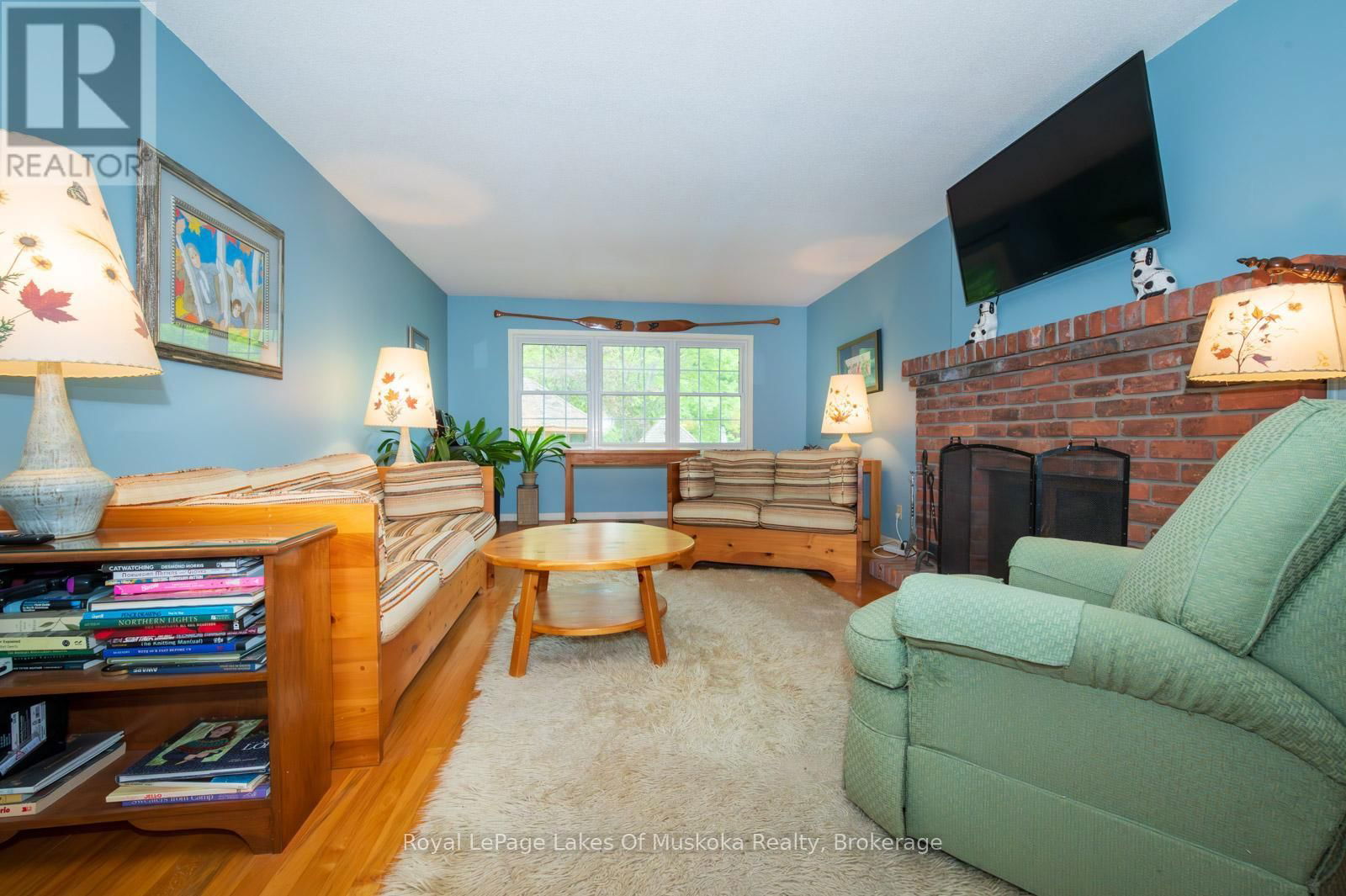 1216 RAVENSCLIFFE ROAD Image 10