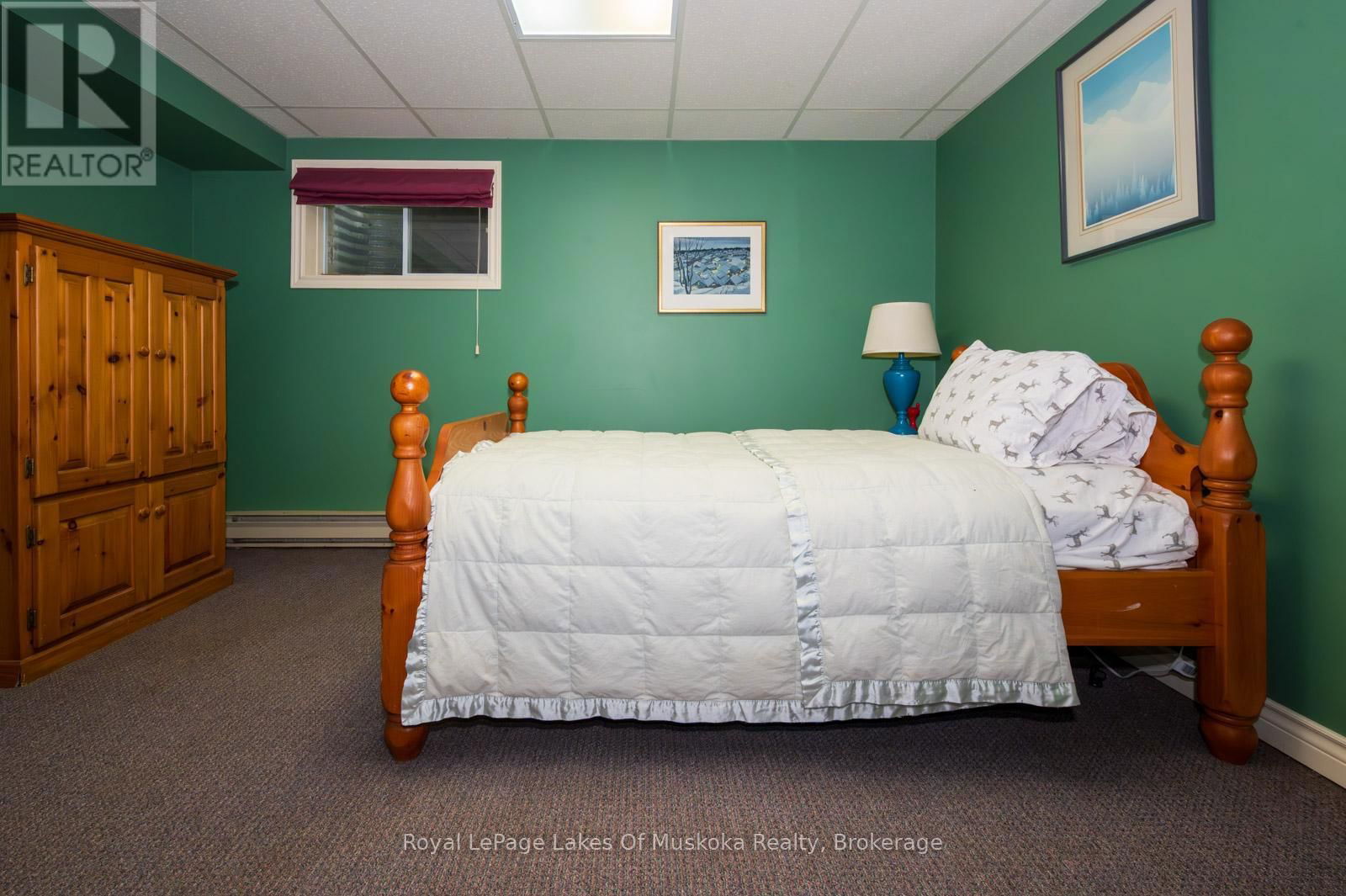 1216 RAVENSCLIFFE ROAD Image 37