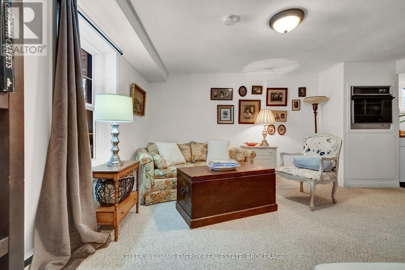 11 PINE STREET NORTH Image 31