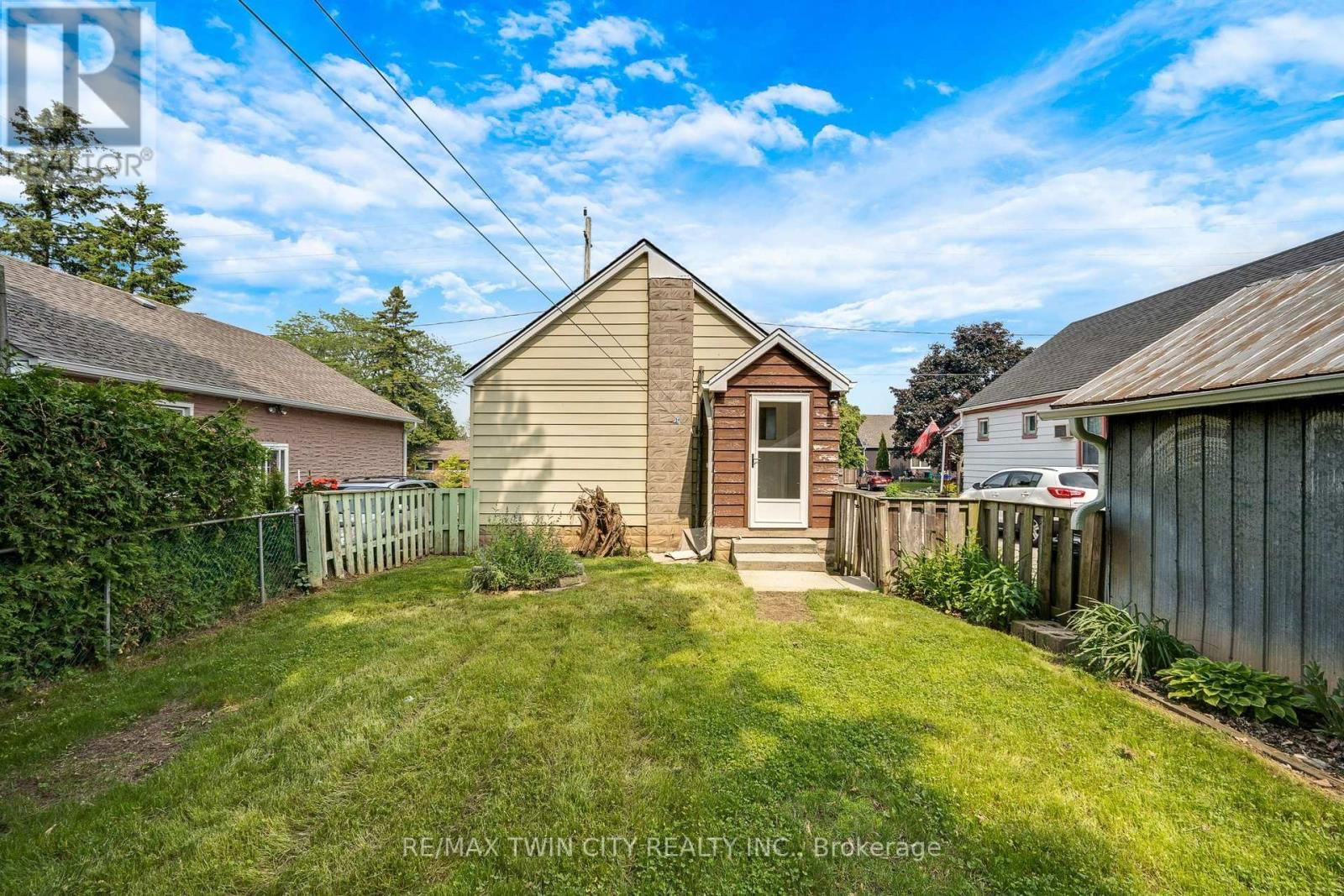 122 TAIT STREET Image 15