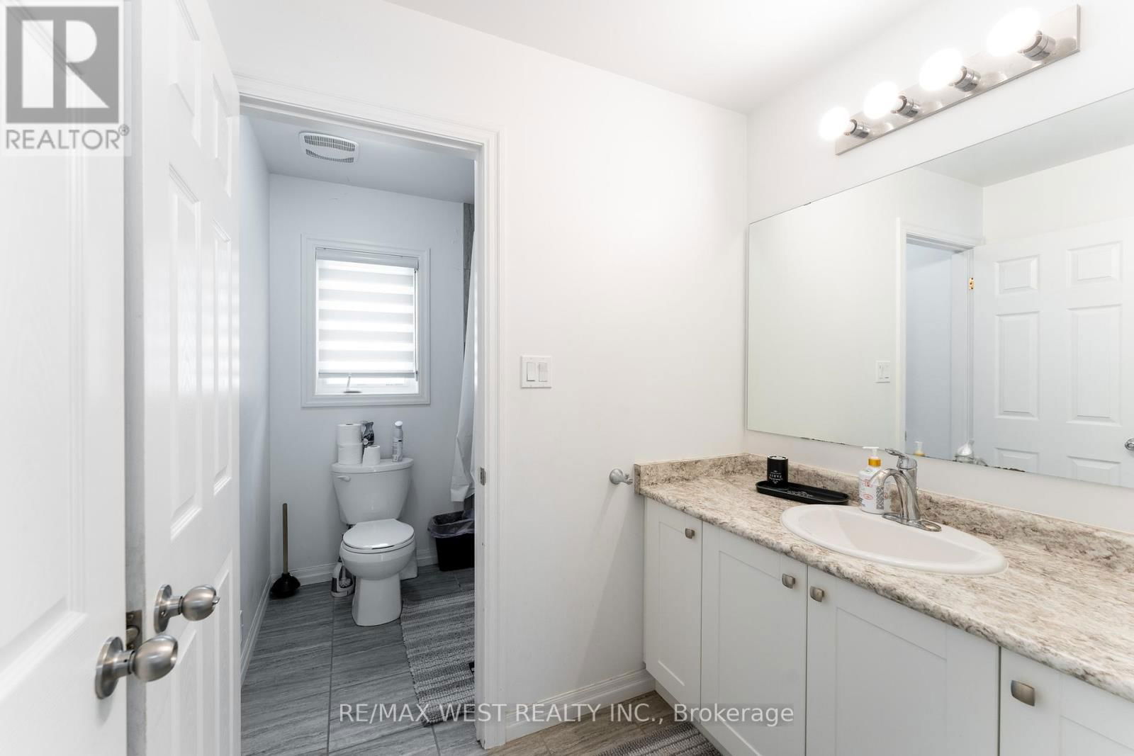 301 FREURE DRIVE Image 17