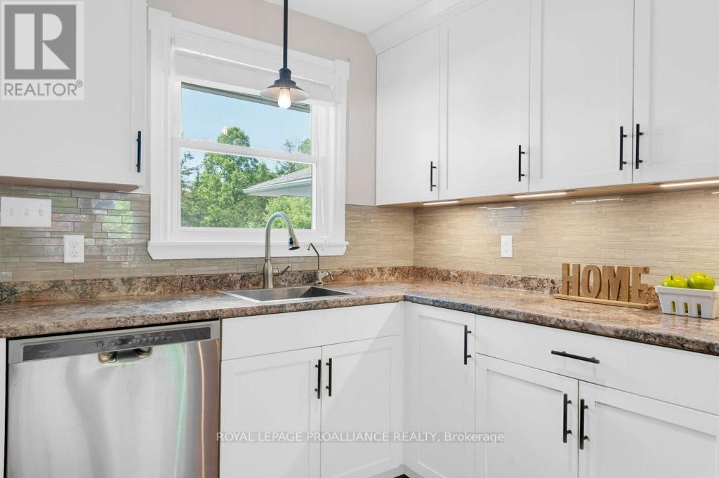 105A&B BERNARD LONG ROAD Image 21