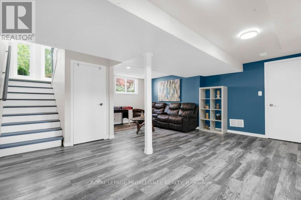 105A&B BERNARD LONG ROAD Image 24