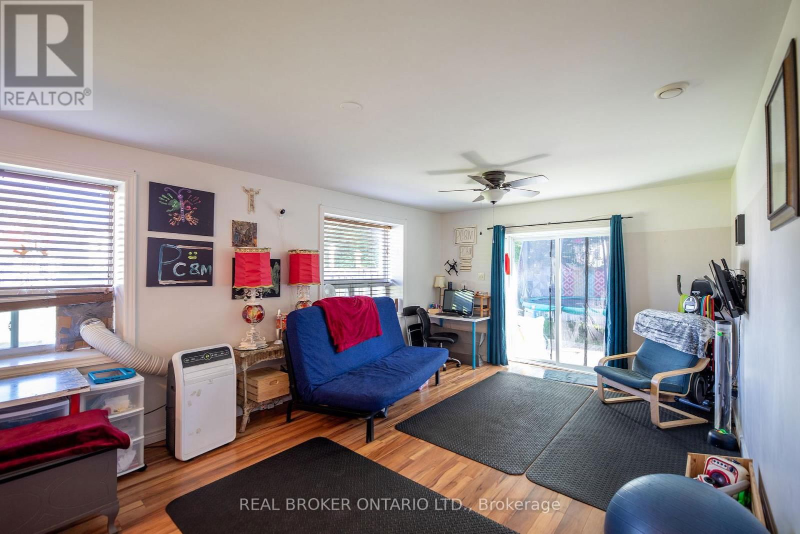 341 NEW STREET Image 11