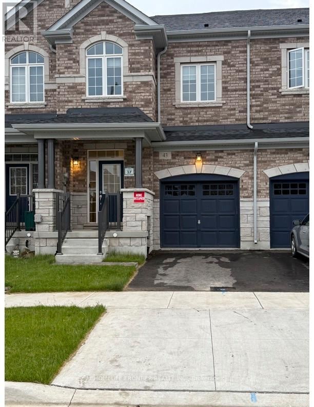 43 GLEDHILL CRESCENT Image 1