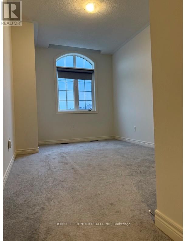 43 GLEDHILL CRESCENT Image 18