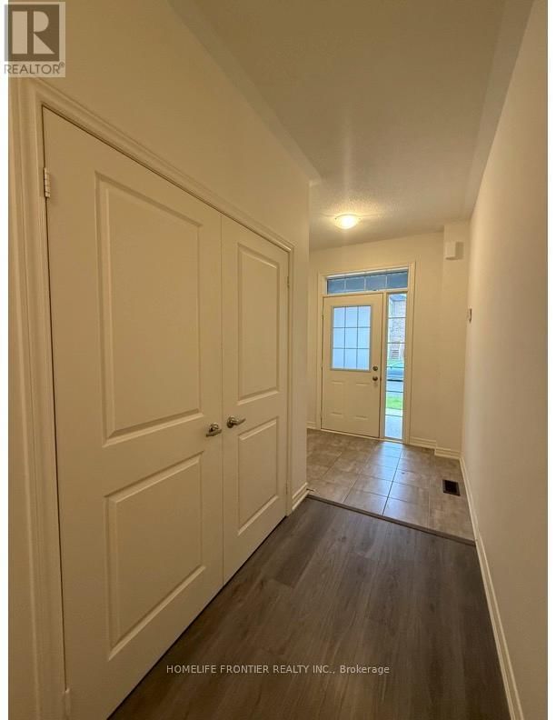 43 GLEDHILL CRESCENT Image 4