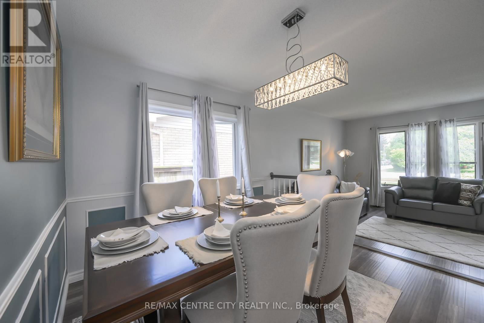 9 BONNIE PLACE Image 11