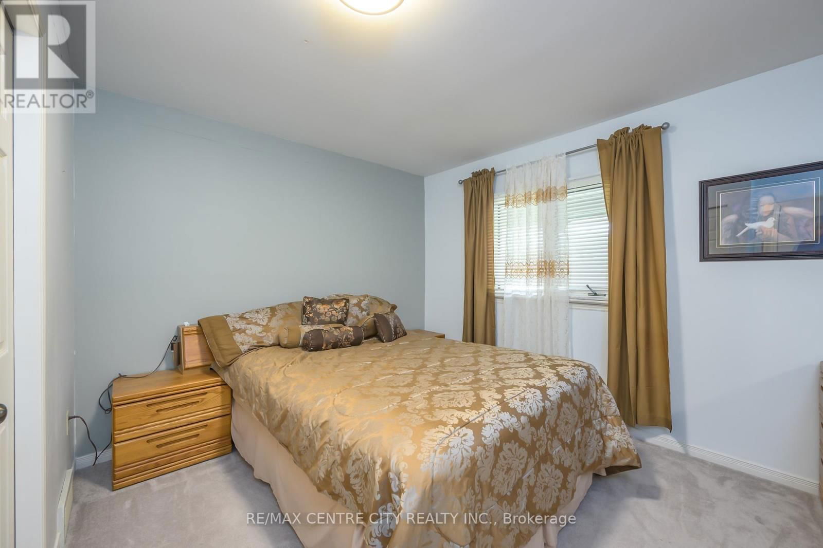 9 BONNIE PLACE Image 25