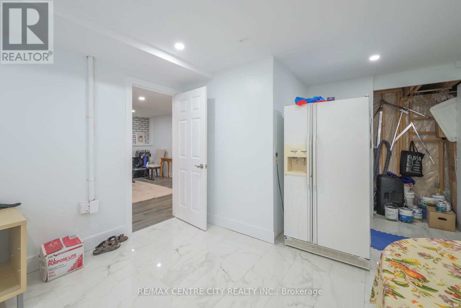 9 BONNIE PLACE Image 31