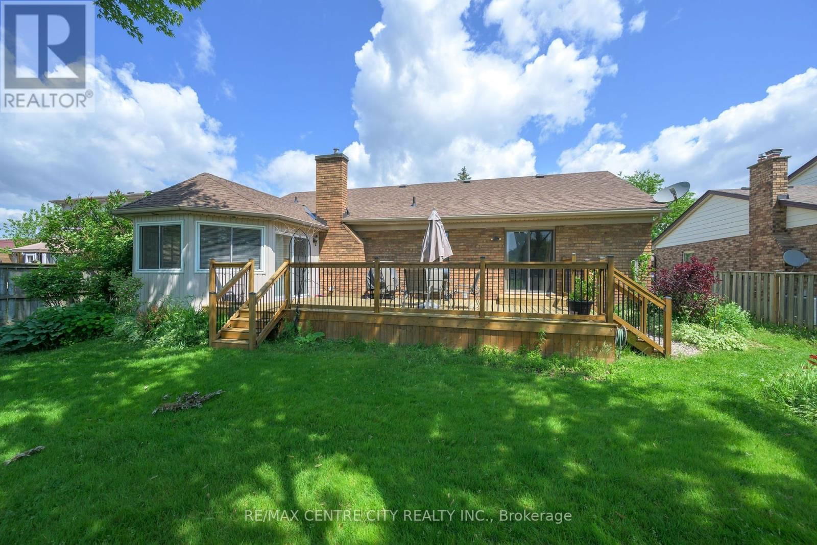 9 BONNIE PLACE Image 39