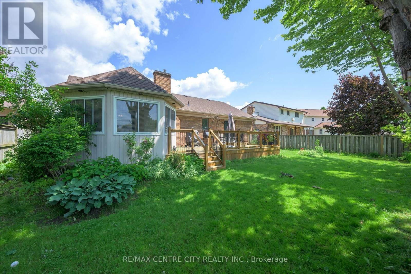 9 BONNIE PLACE Image 40