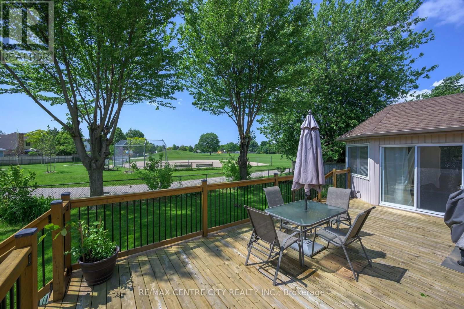 9 BONNIE PLACE Image 43