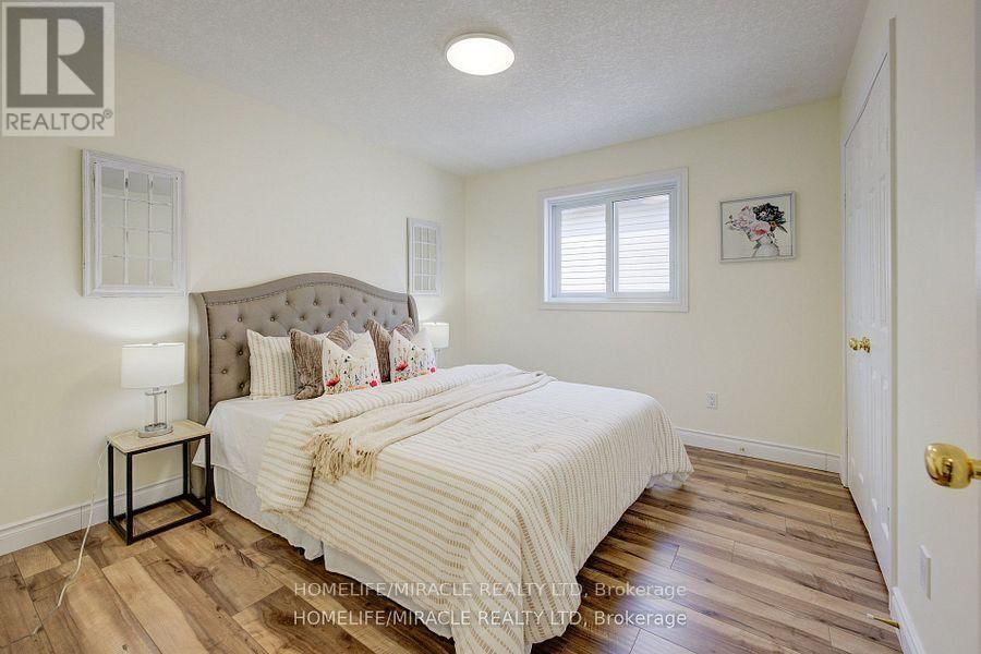 6 RESURRECTION DRIVE Image 25