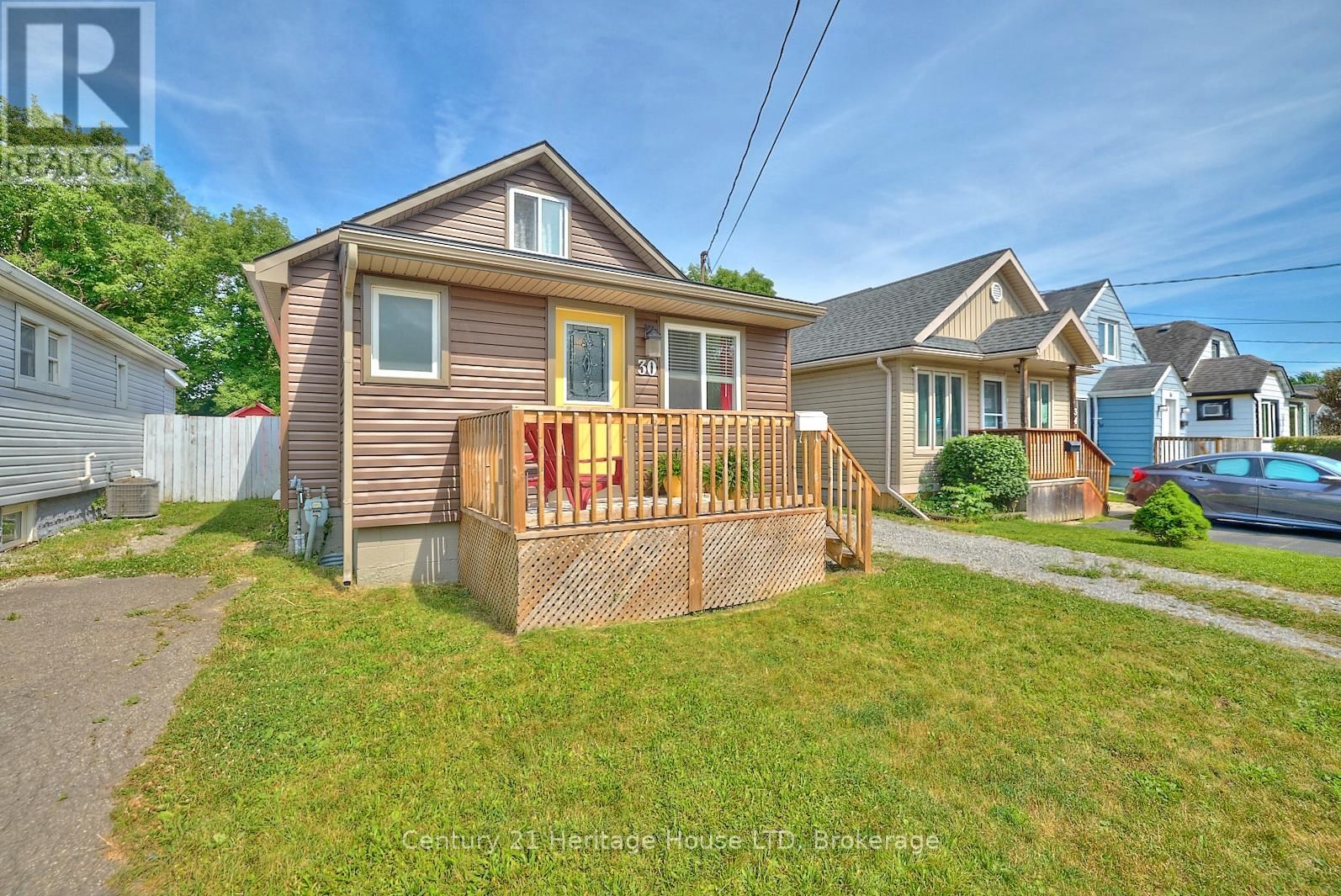 30 MCALPINE AVENUE SOUTH Image 4