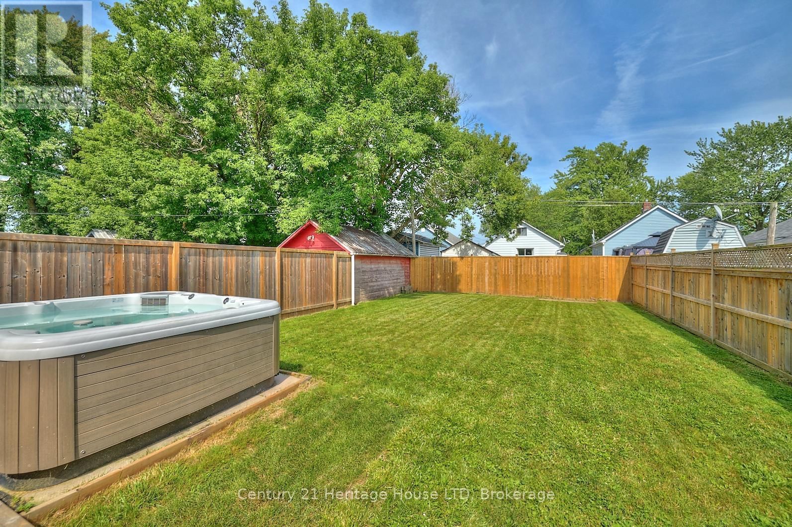 30 MCALPINE AVENUE SOUTH Image 6