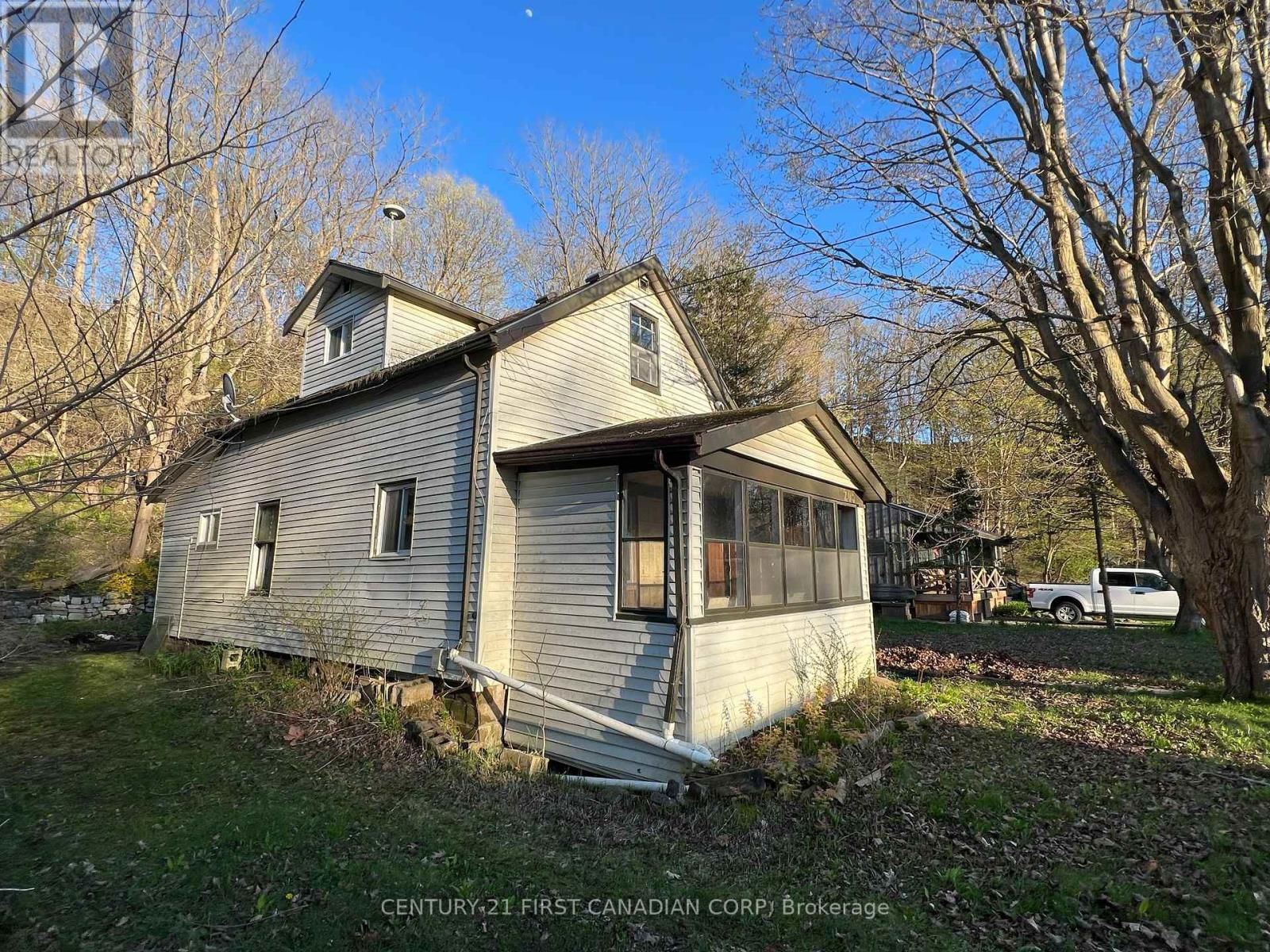 205 ORCHARD STREET Image 4