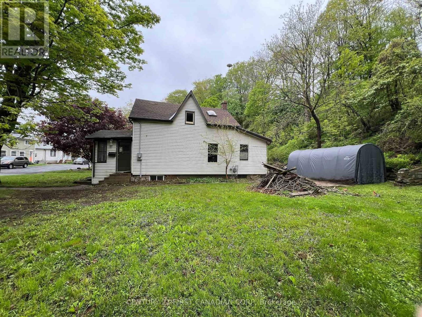 205 ORCHARD STREET Image 8