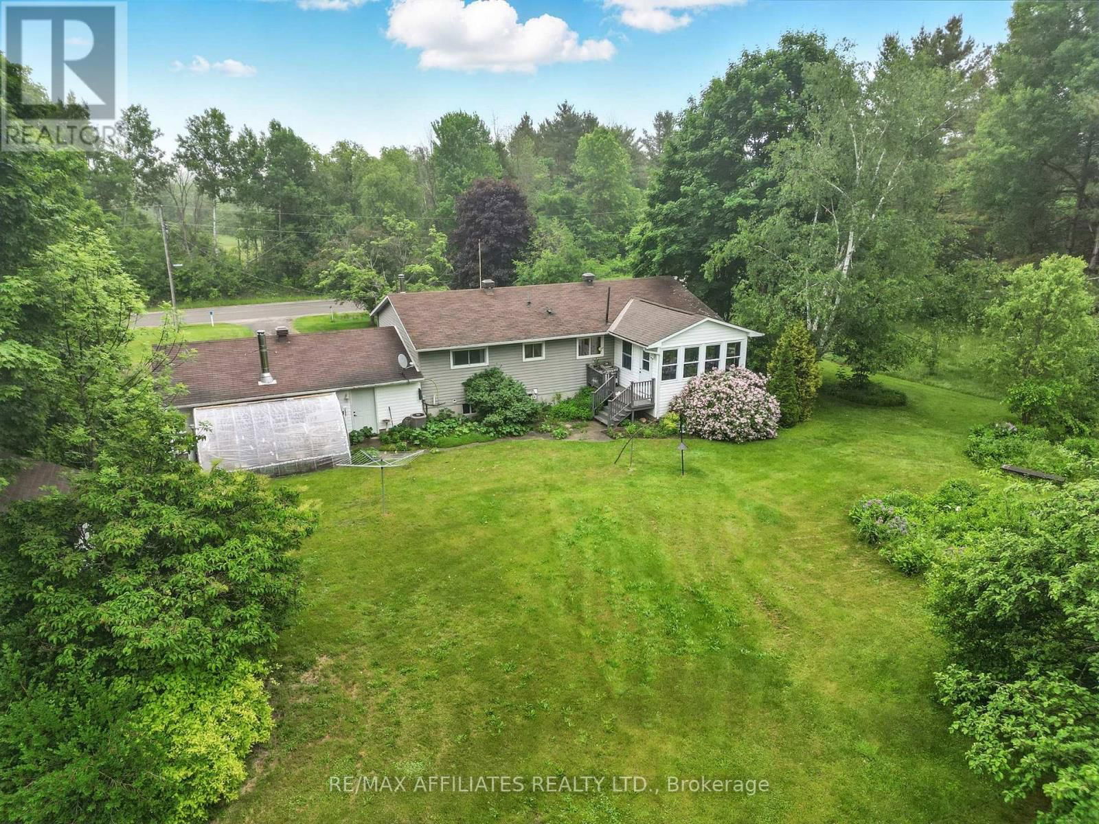 657 HARPER ROAD Image 20