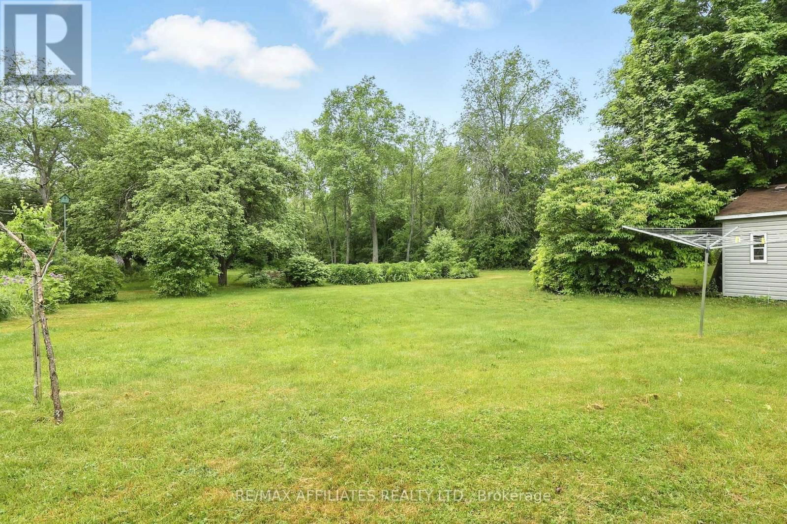 657 HARPER ROAD Image 23