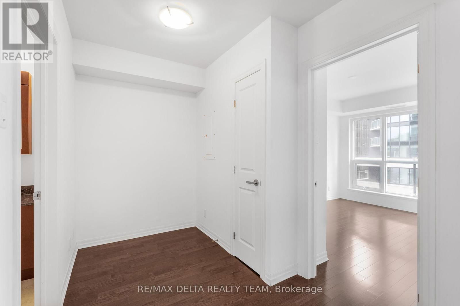 403 - 242 RIDEAU STREET Image 11