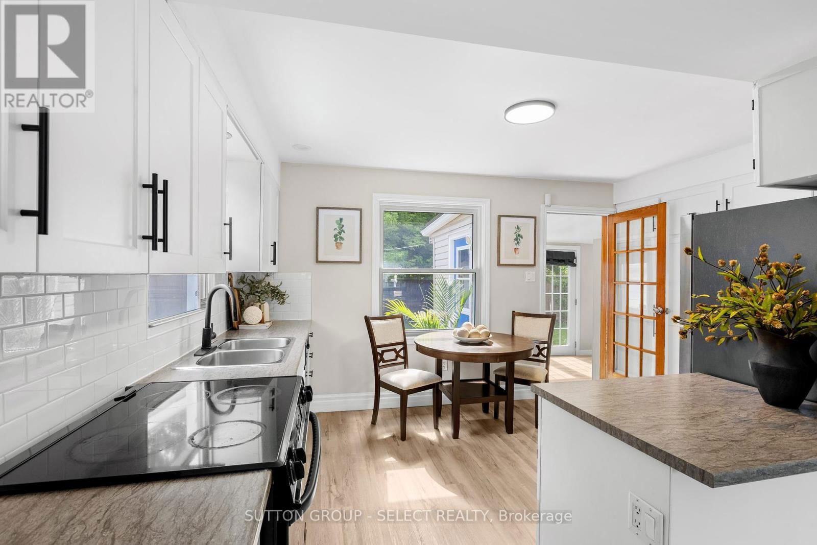 154 FOSTER AVENUE Image 13