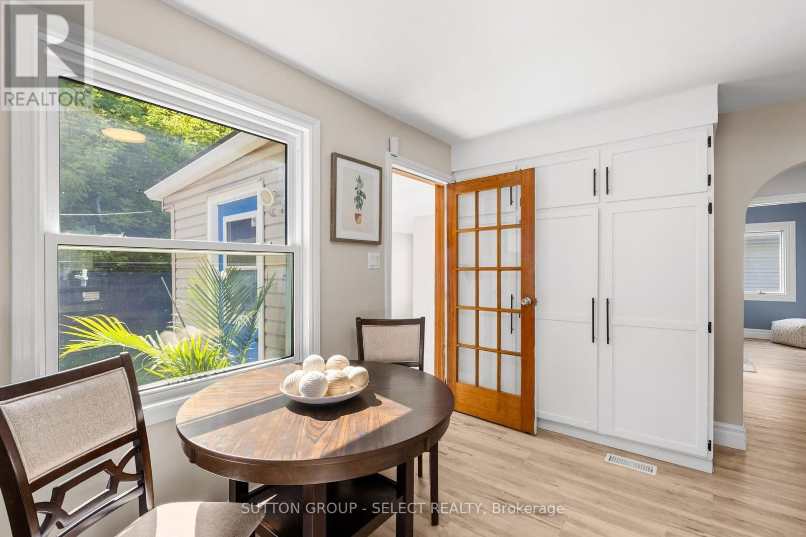 154 FOSTER AVENUE Image 19