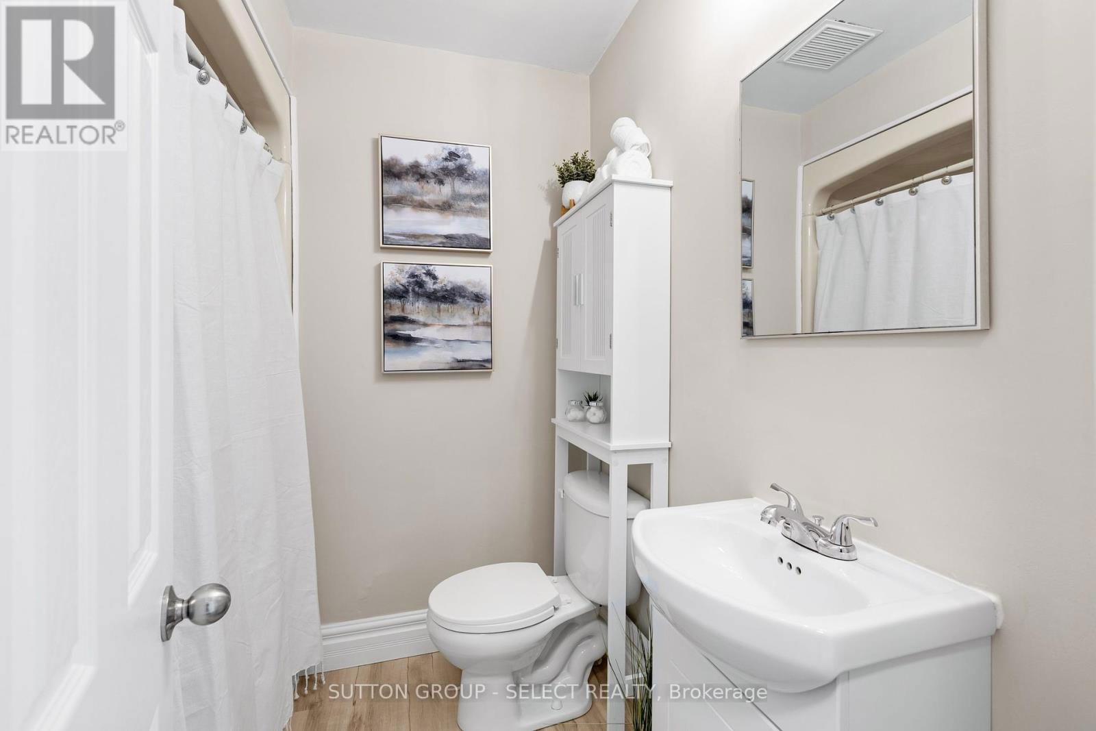 154 FOSTER AVENUE Image 24