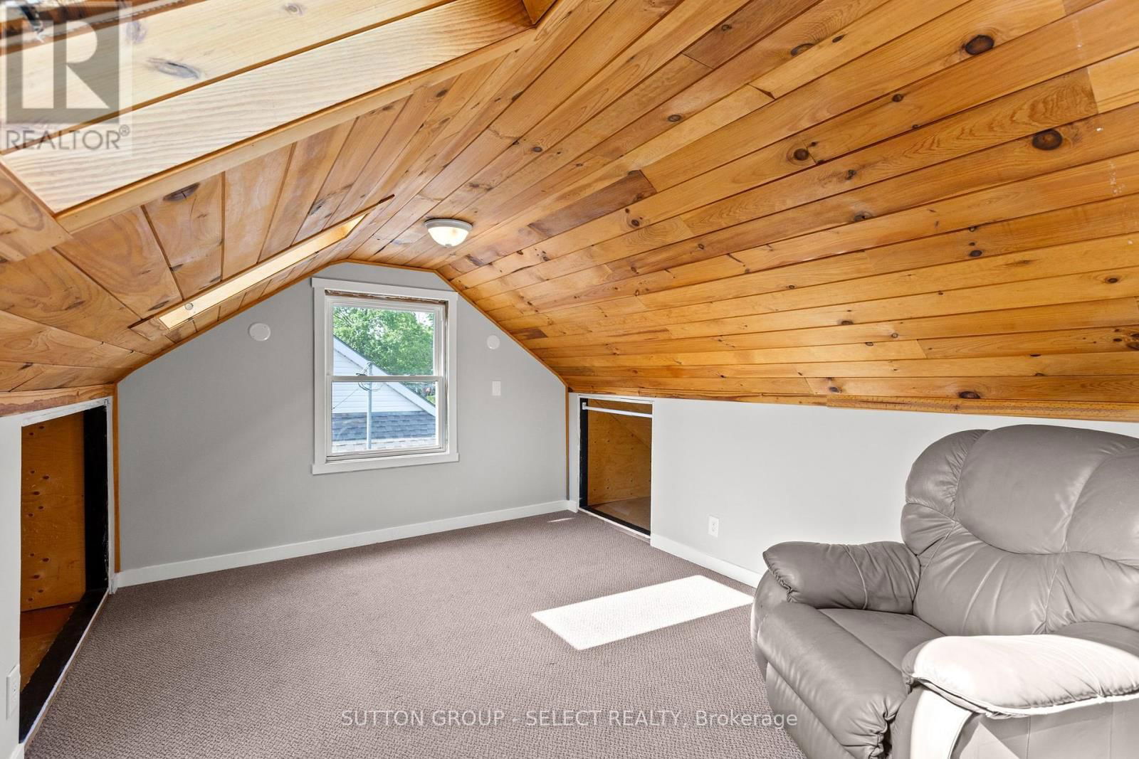 154 FOSTER AVENUE Image 33