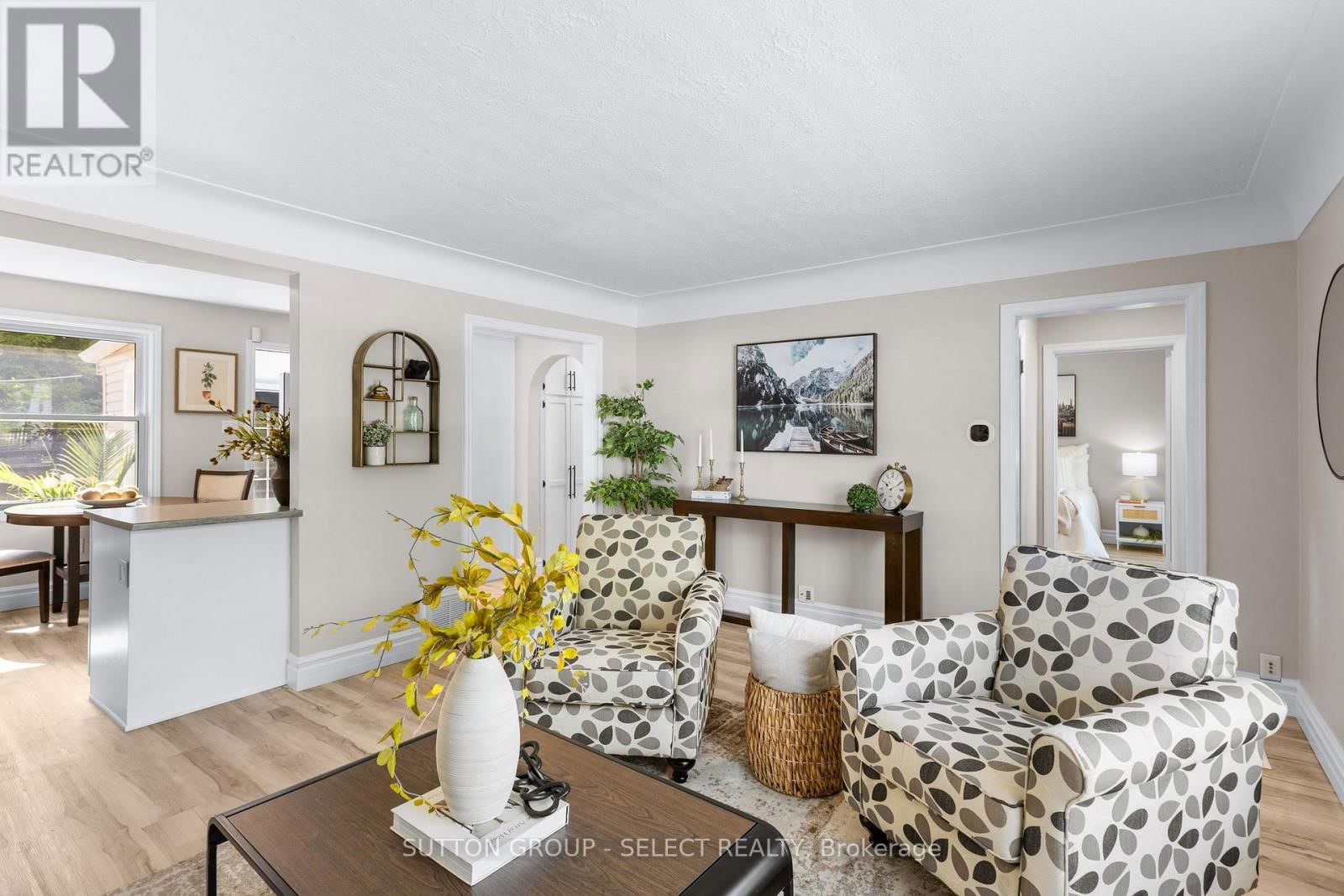 154 FOSTER AVENUE Image 7