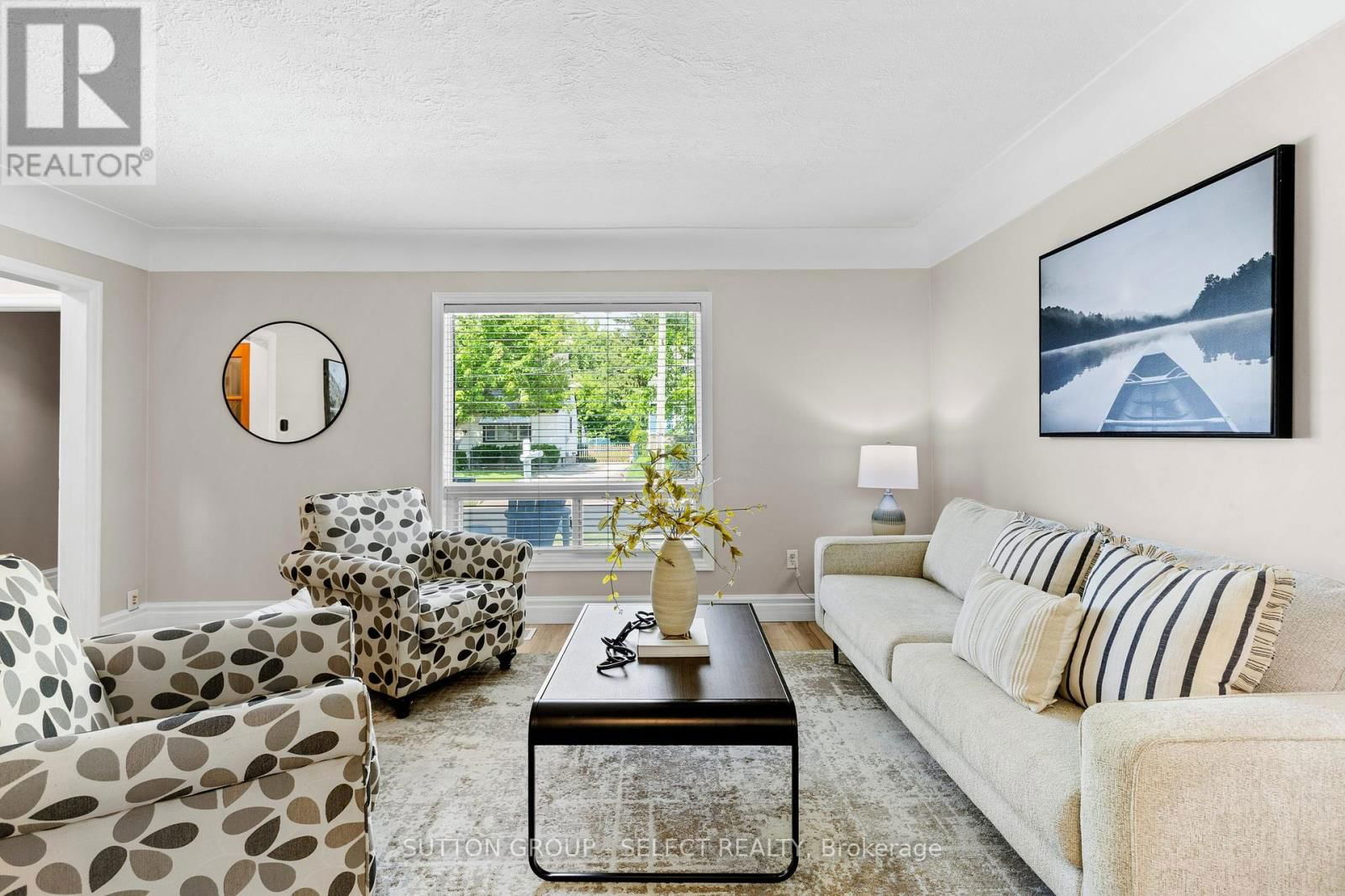 154 FOSTER AVENUE Image 8