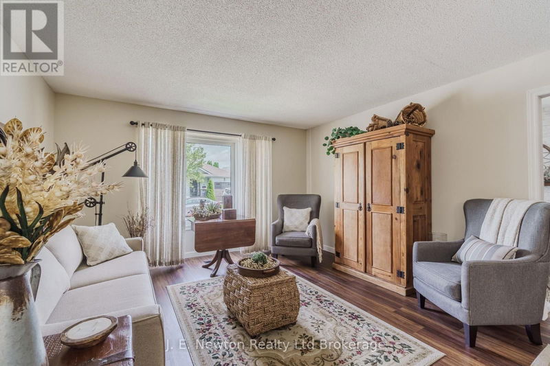 Tertiary Property View