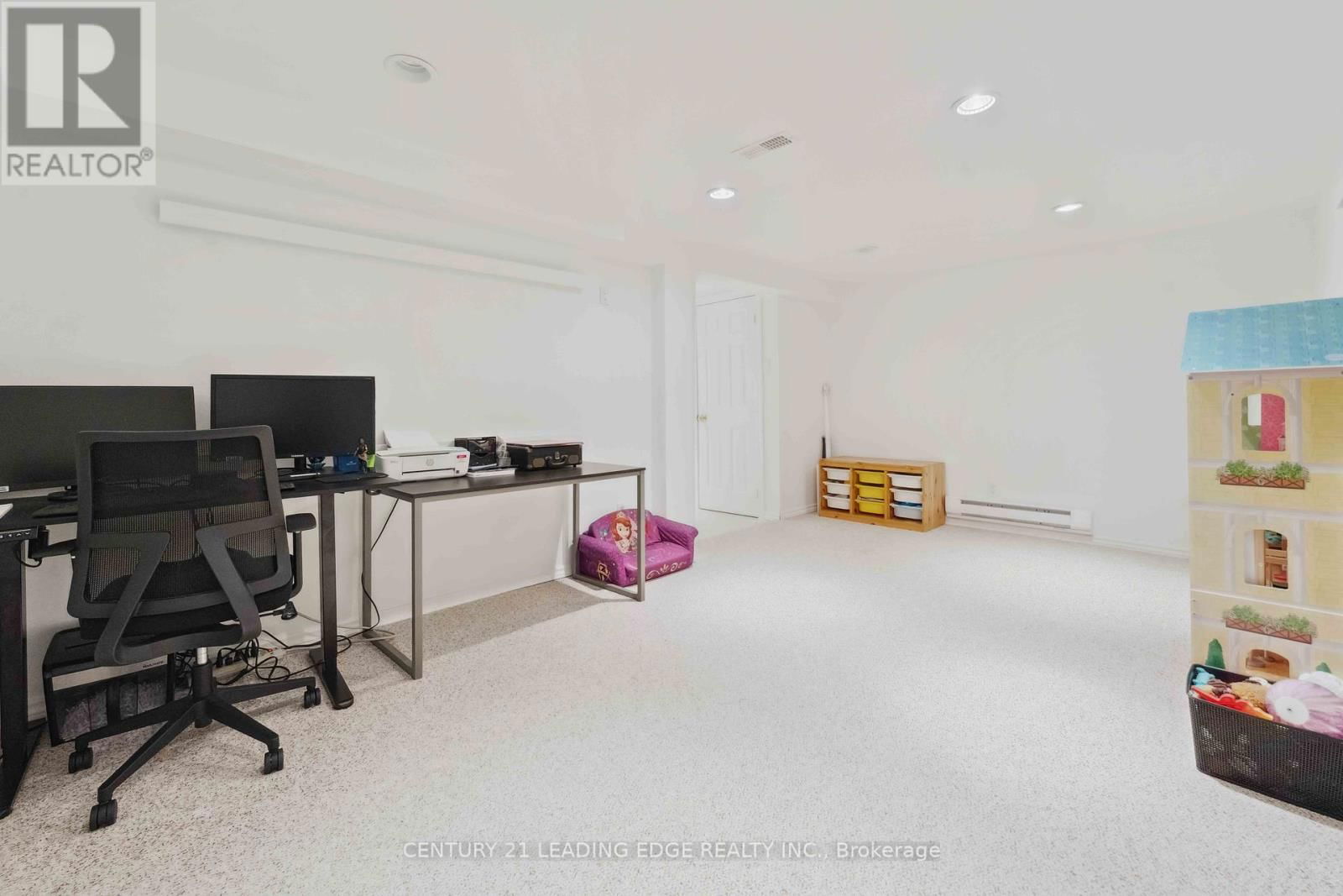 64 - 3691 ALBION ROAD Image 22