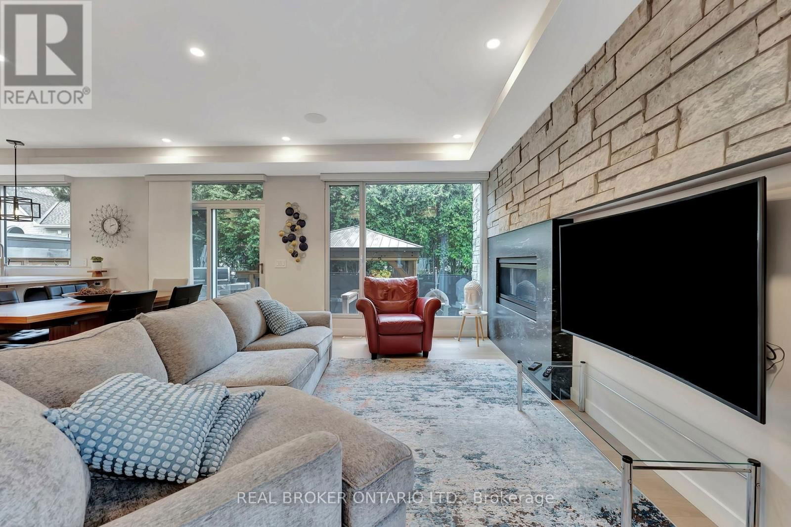 49 LOTTA AVENUE Image 14