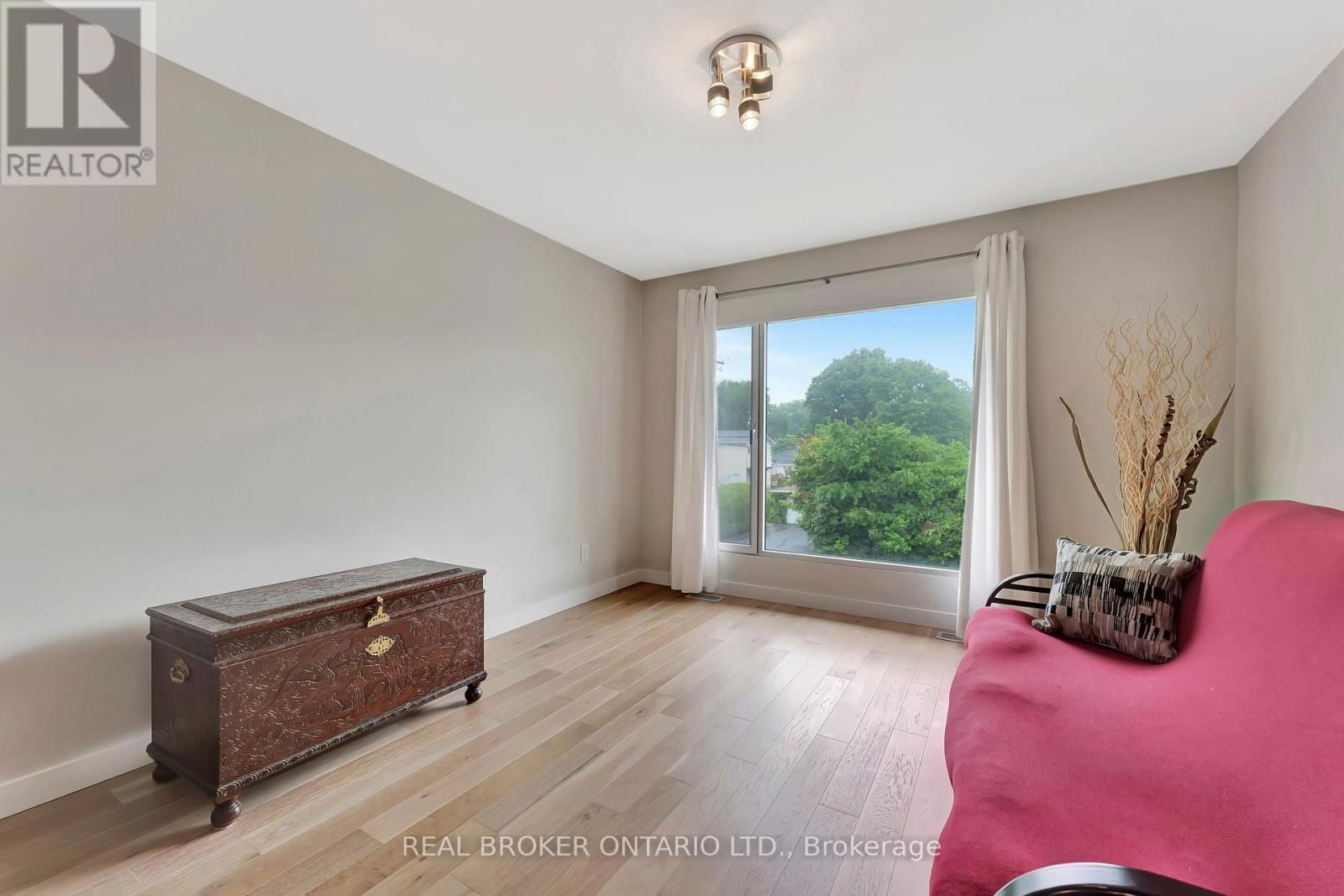 49 LOTTA AVENUE Image 37