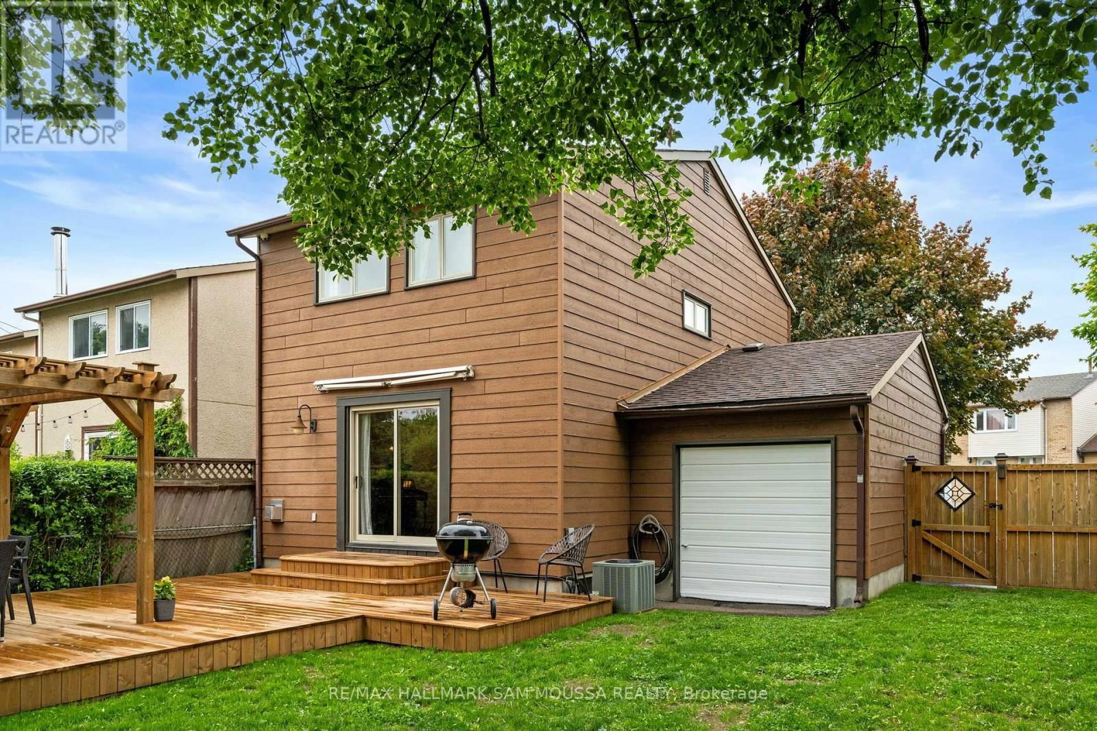 19 BERKSHIRE WAY Image 41