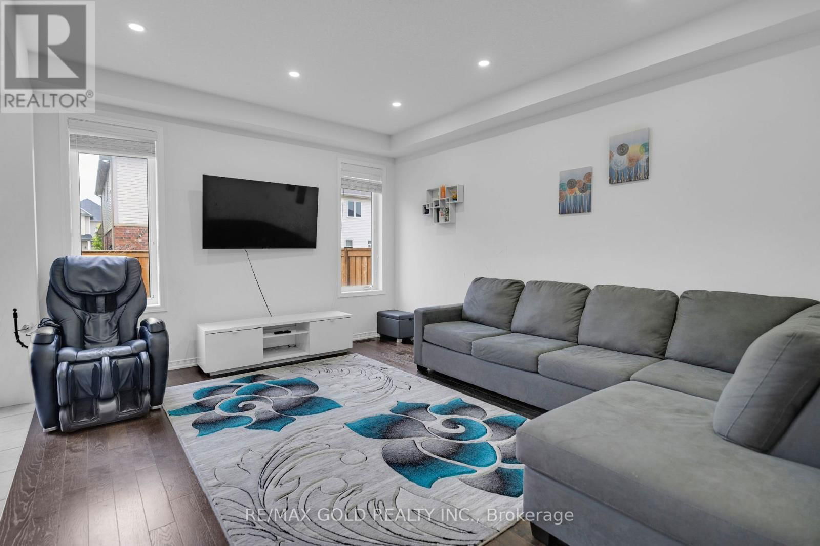 30 COOKE AVENUE Image 12