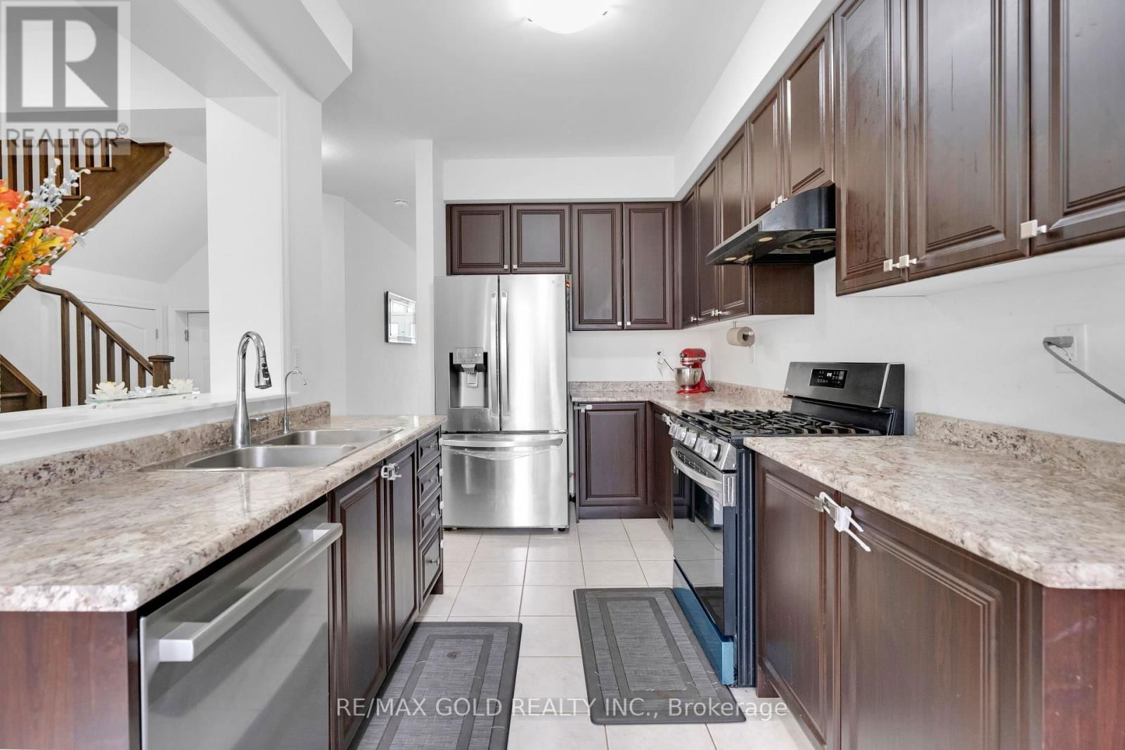 30 COOKE AVENUE Image 17