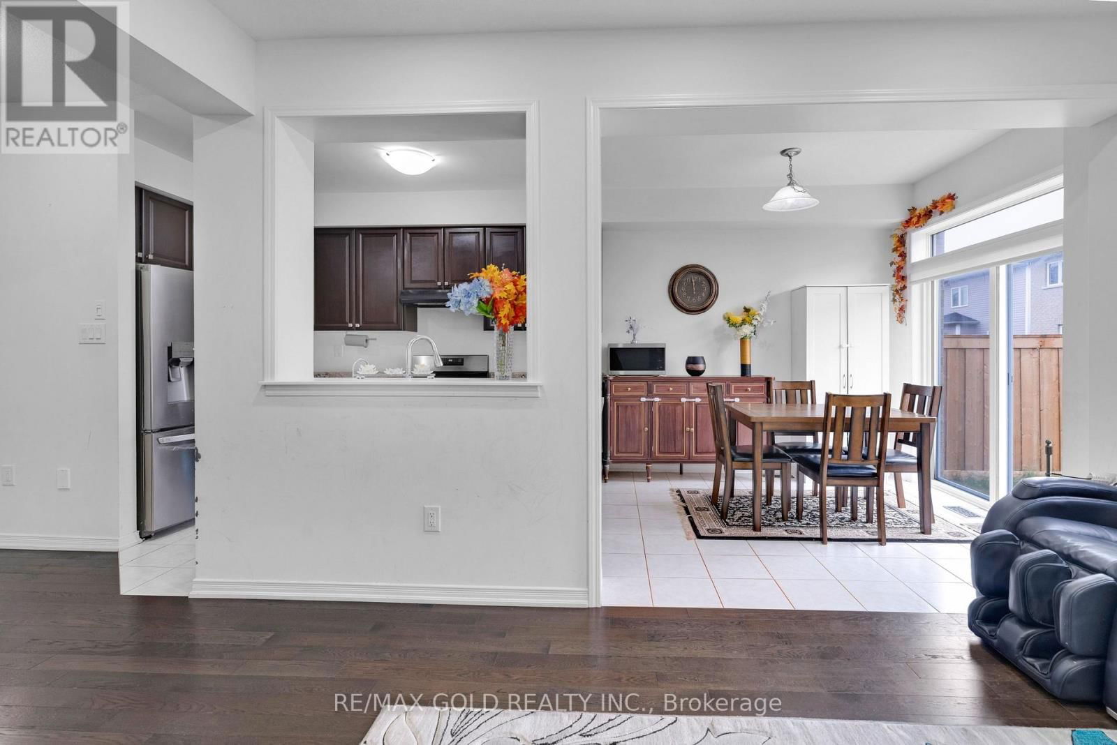 30 COOKE AVENUE Image 18