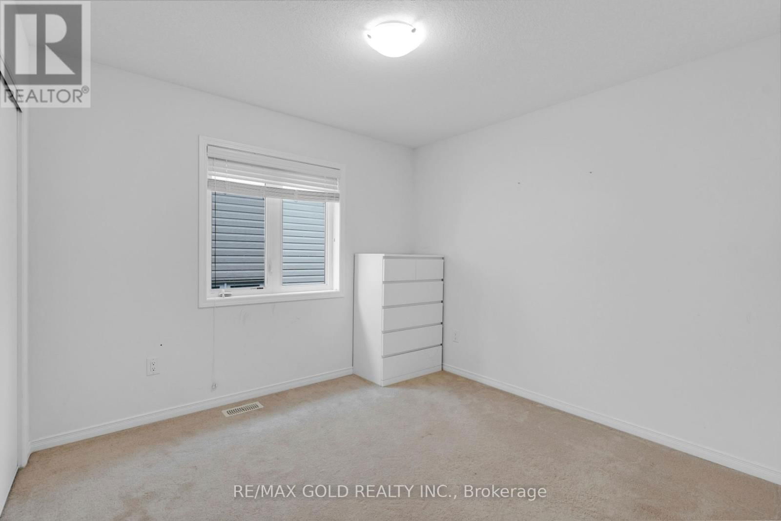 30 COOKE AVENUE Image 29