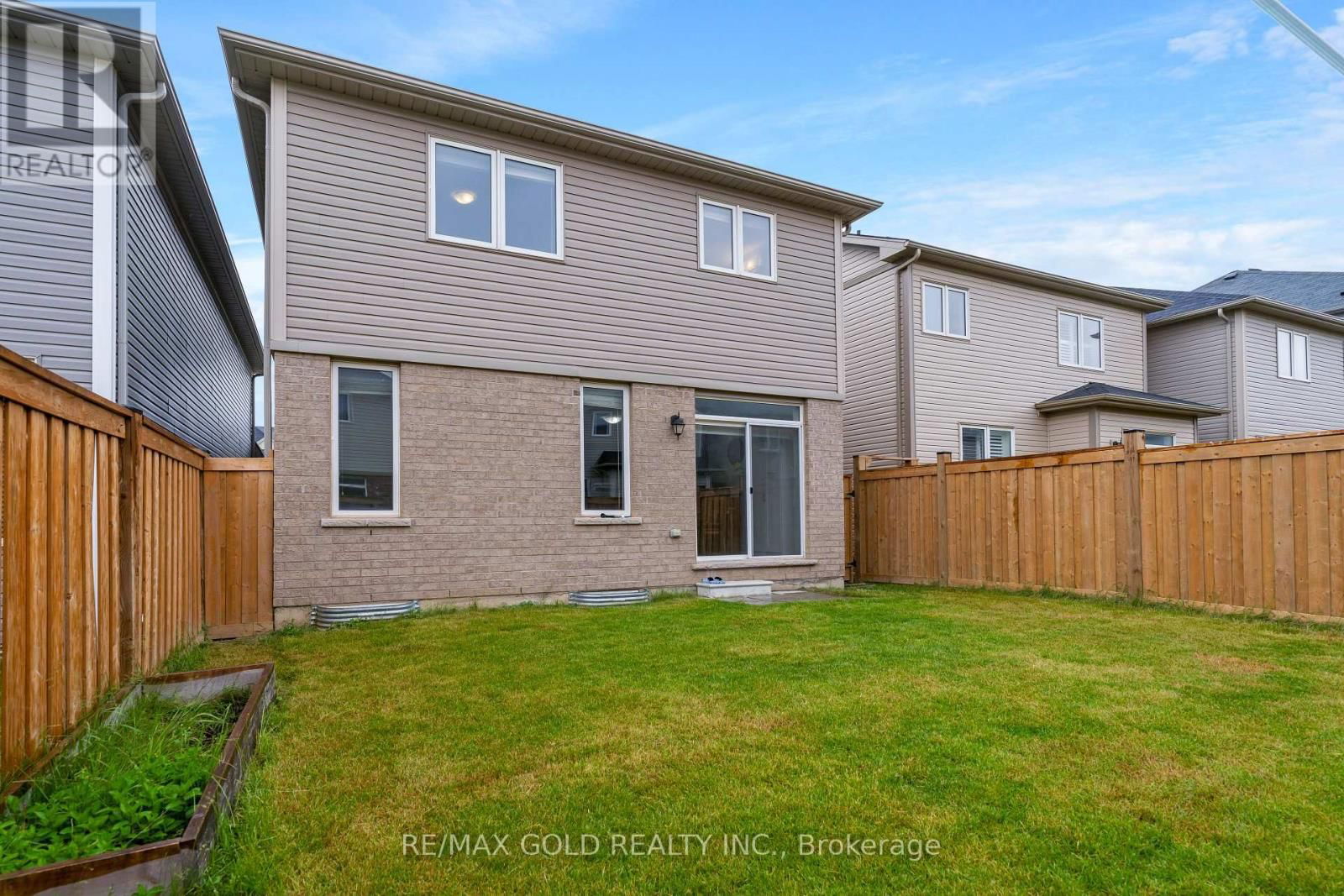 30 COOKE AVENUE Image 43