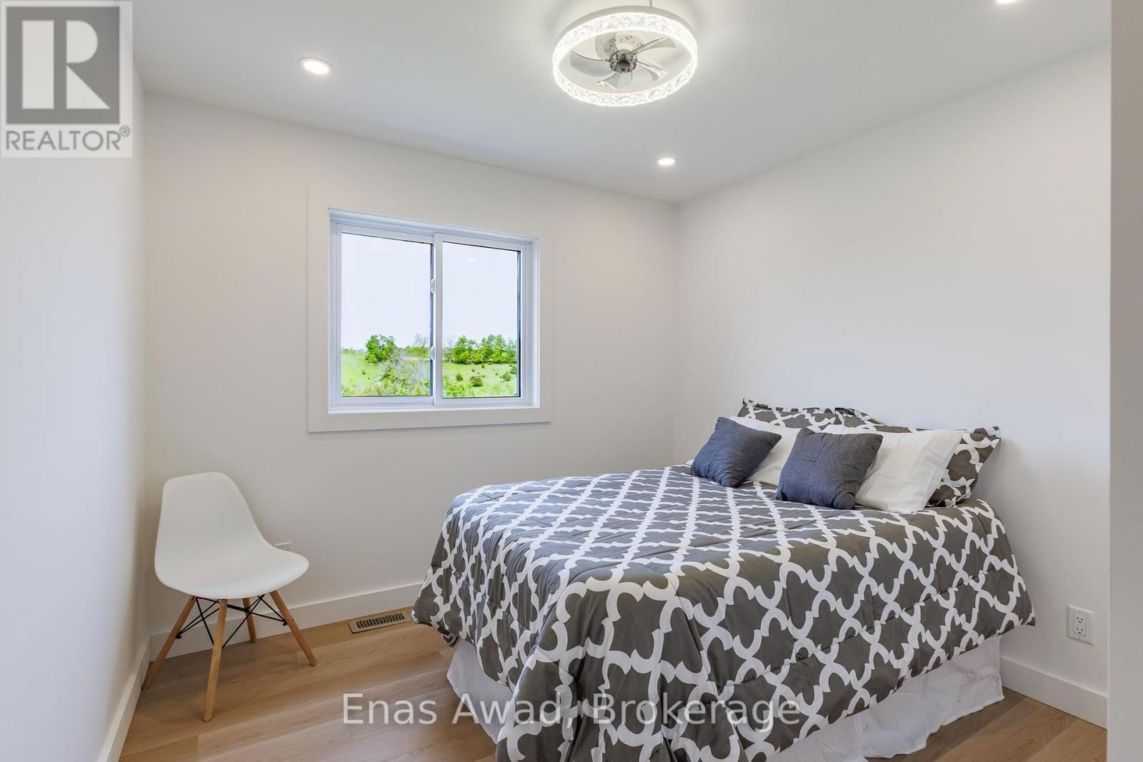 415 COYLE ROAD Image 13