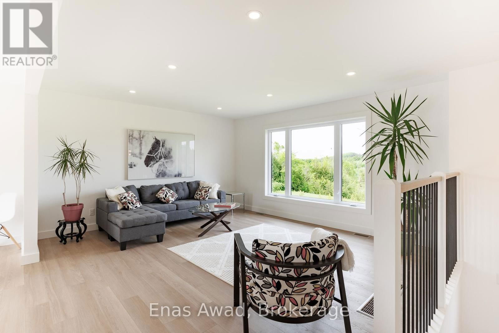 415 COYLE ROAD Image 9