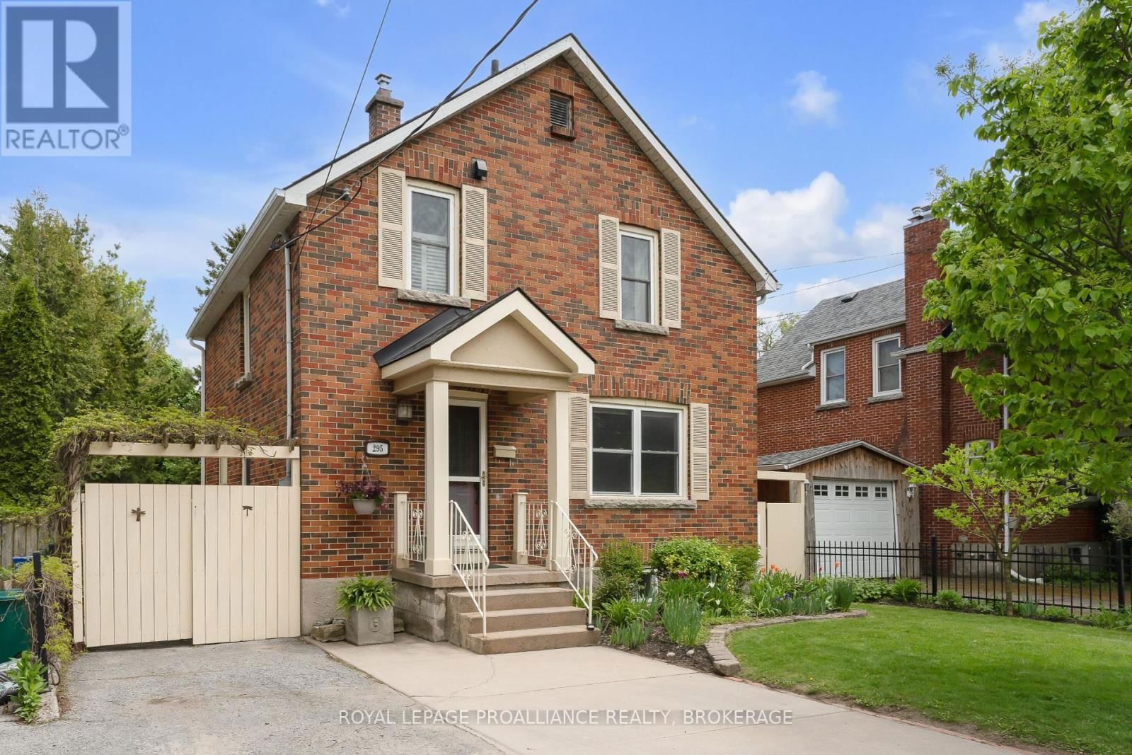 295 COLLEGE STREET Image 1
