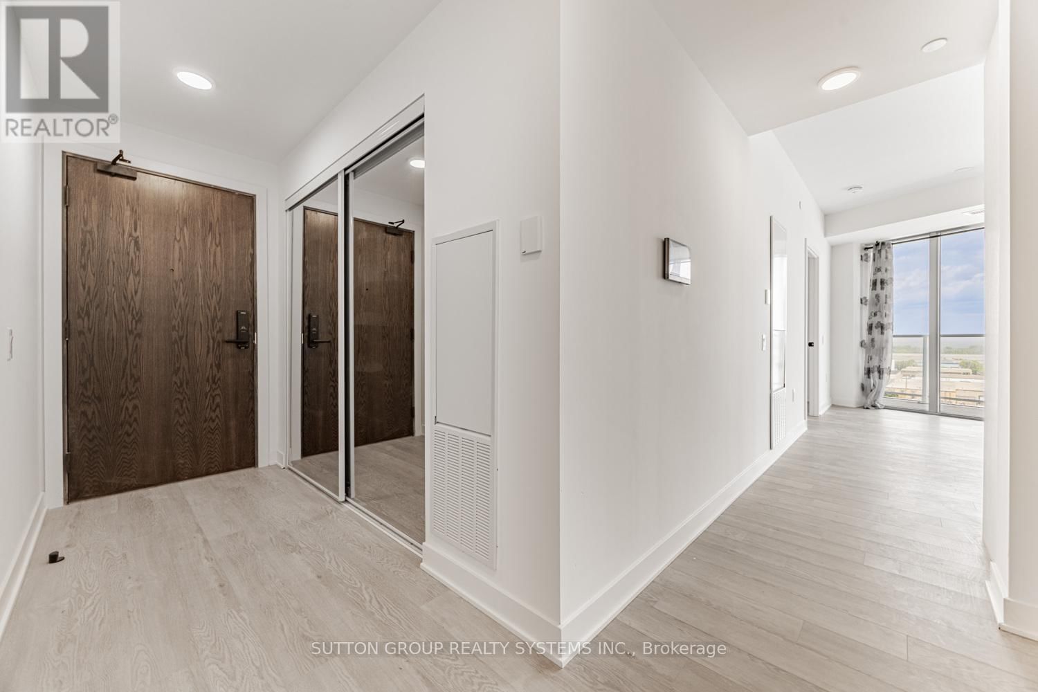 916 - 2782 BARTON STREET EAST Image 3