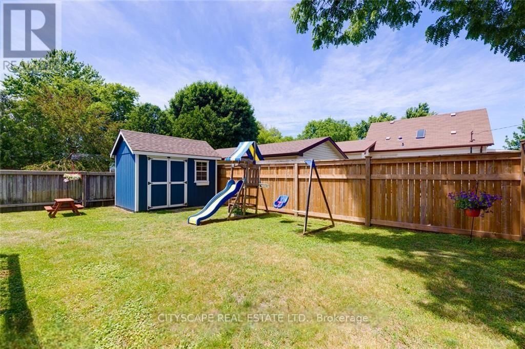621 GLASGOW STREET NORTH Image 34