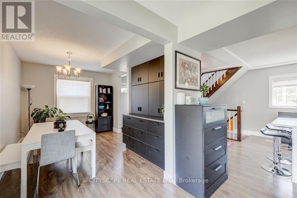 621 GLASGOW STREET NORTH Image 6