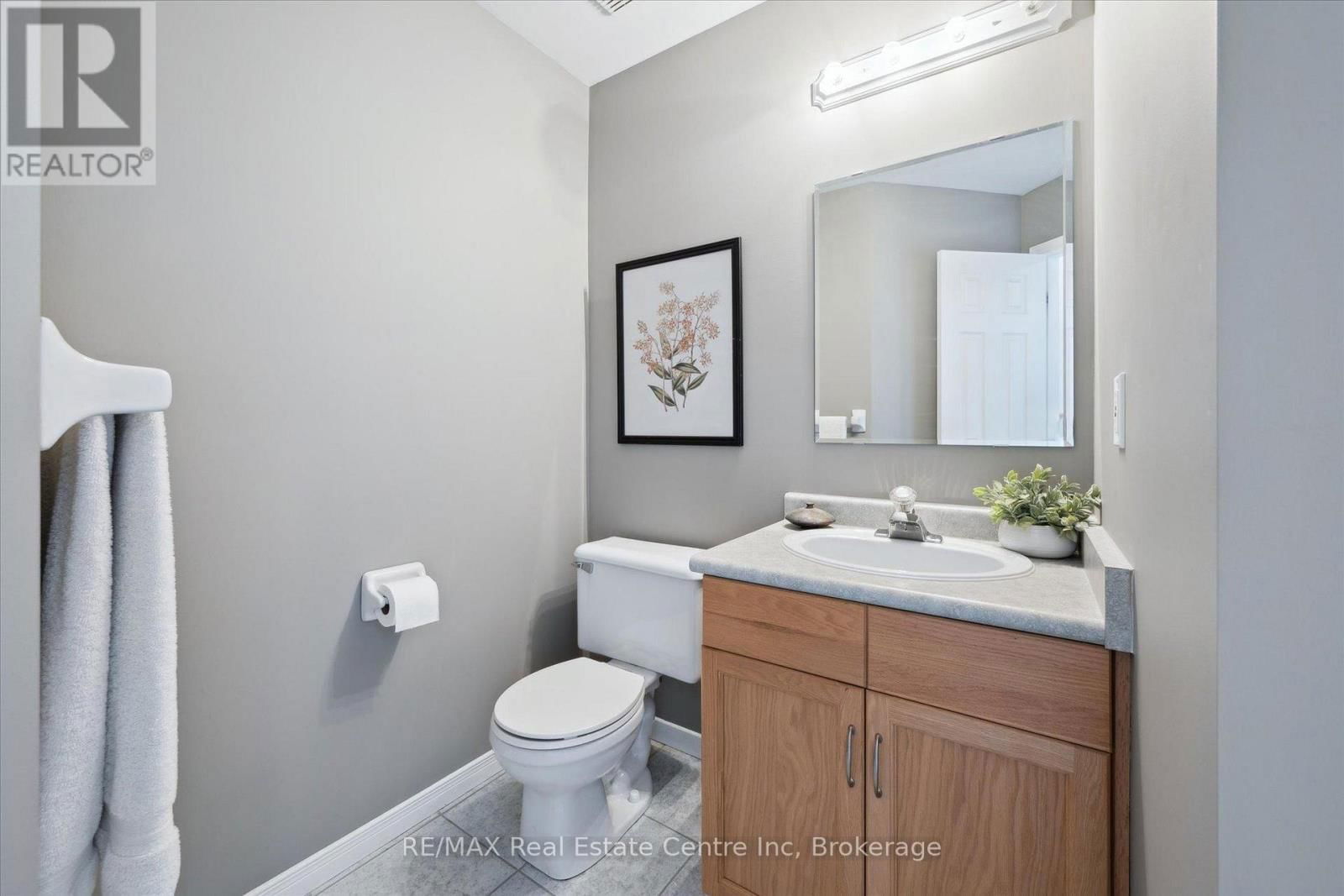 52 CAMM CRESCENT Image 10